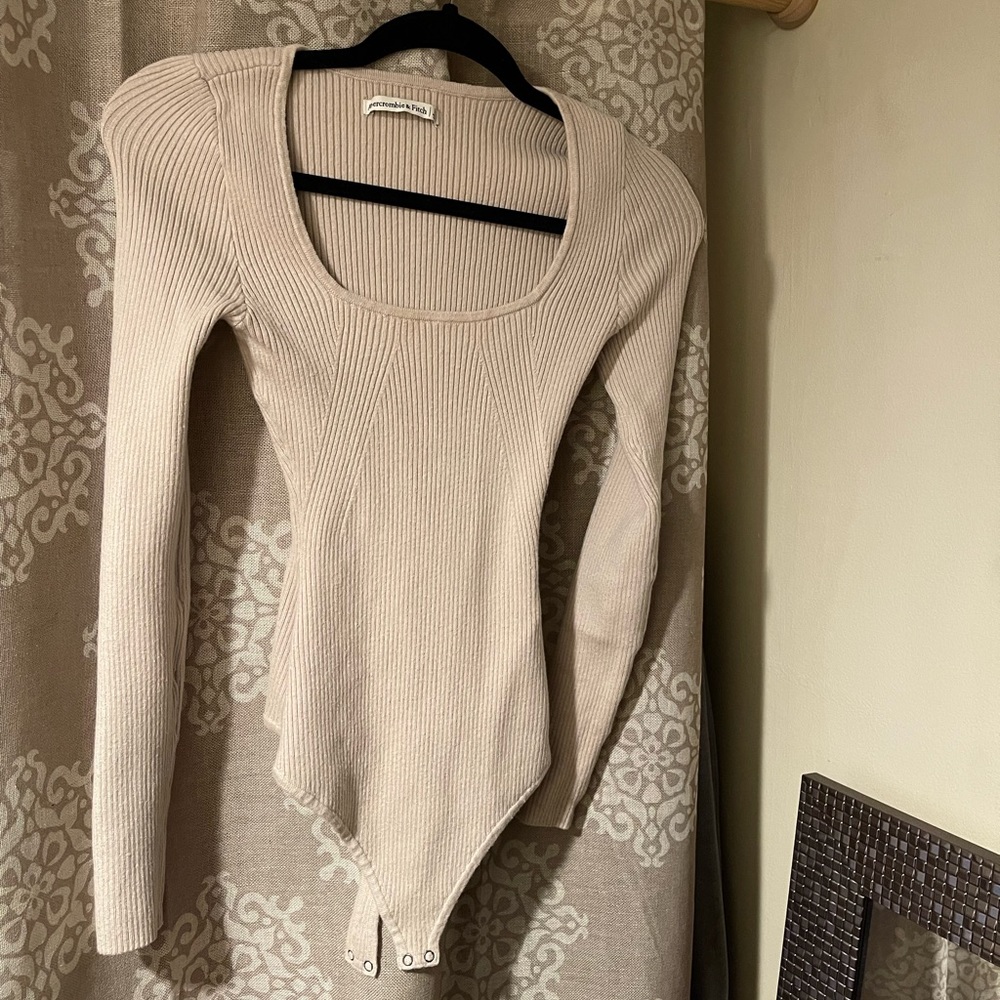Abercrombie Long-Sleeve Squareneck Sweater Bodysuit